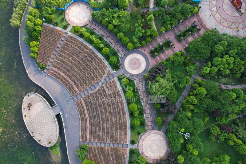黔西市文化广场透水铺装工程实景图片