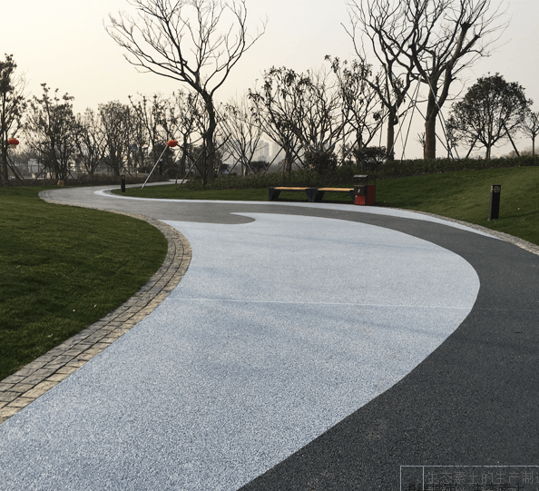 透水砖在城市道路铺装中的应用与选型要点相关图片